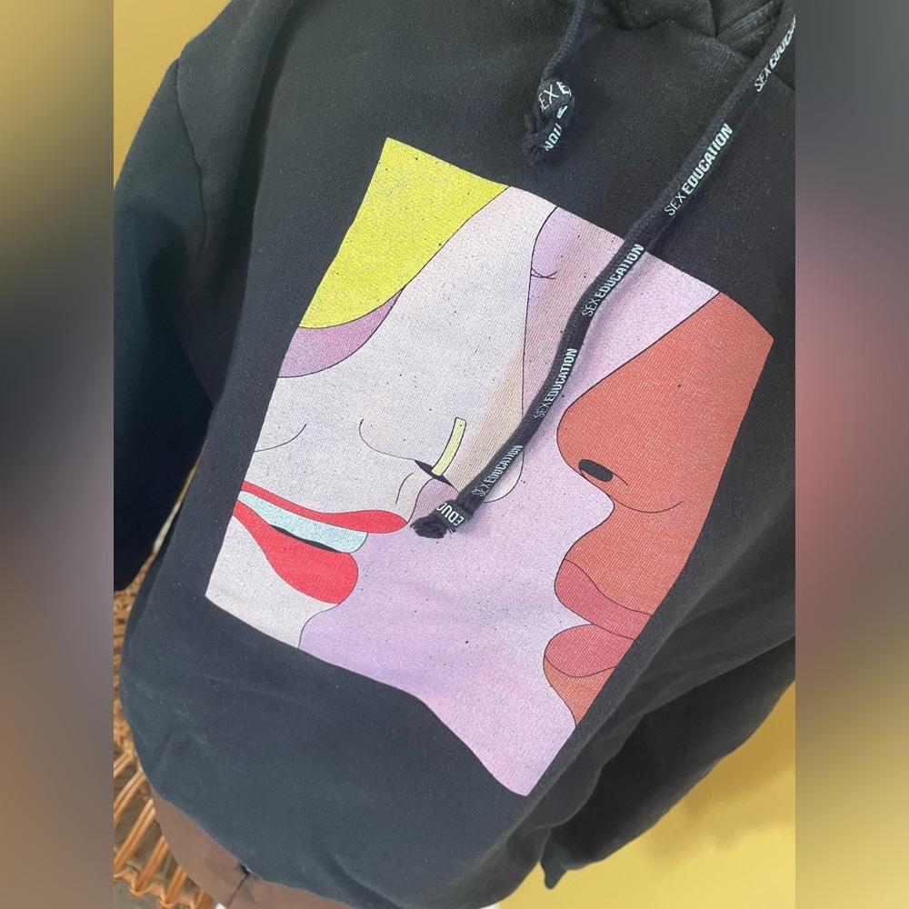 Women’s Pull & Bear/ Sex Education Hoodie ( Small )